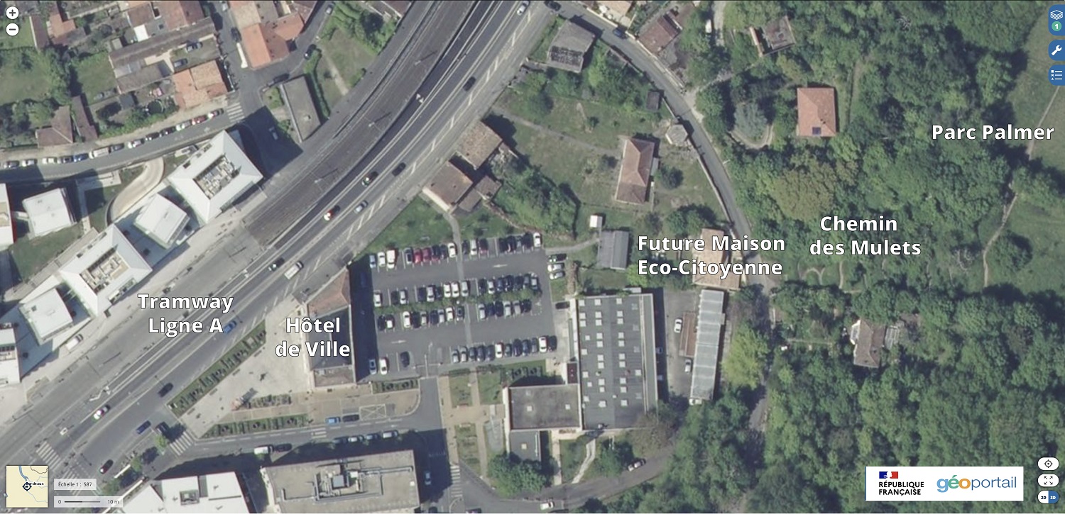 Parc de l'Hôtel de Ville Mairie de Cenon